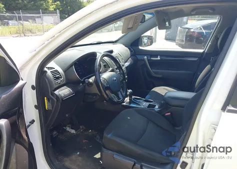 2014 Kia Sorento Lx z USA, uszkodzony, nr VIN 5XYKTCA64EG455245